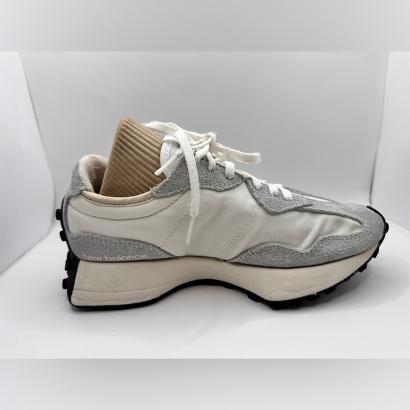 New Balance 327 Women’s Shoes Size 5 – White/Grey/Black BS327FE Retro - Picture 6 of 13